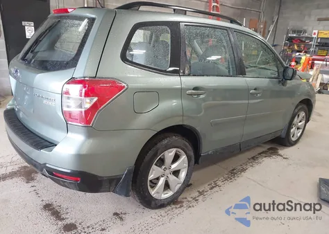 2015 Subaru Forester 2.5I z USA, uszkodzony, nr VIN JF2SJABC2FH592032